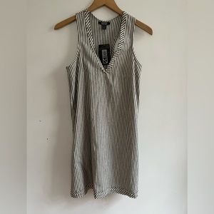 NWT Natalie Busby mod shift dress